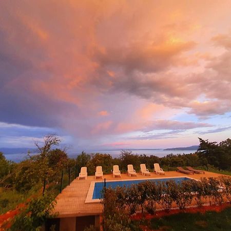 Apartments Nika With Swimming Pool And Beautiful Sea View Dobreć Buitenkant foto