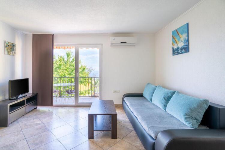 Apartments Nika With Swimming Pool And Beautiful Sea View Dobreć Buitenkant foto