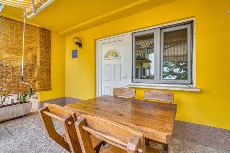 Apartments Nika With Swimming Pool And Beautiful Sea View Dobreć Buitenkant foto