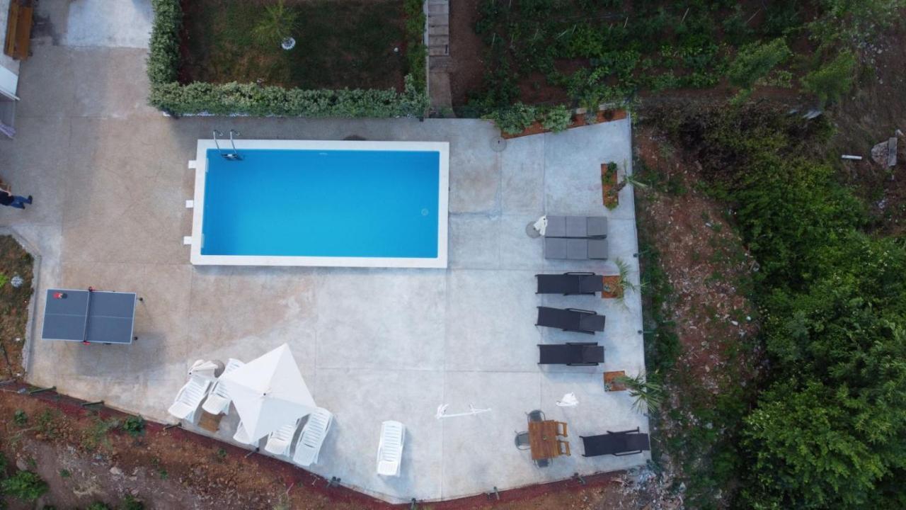 Apartments Nika With Swimming Pool And Beautiful Sea View Dobreć Buitenkant foto